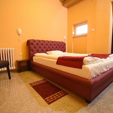 Apartment Inn Rooms Novi Sad Room photo